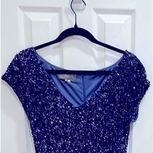Theia cocktail dress Size 8 Purple sequins
